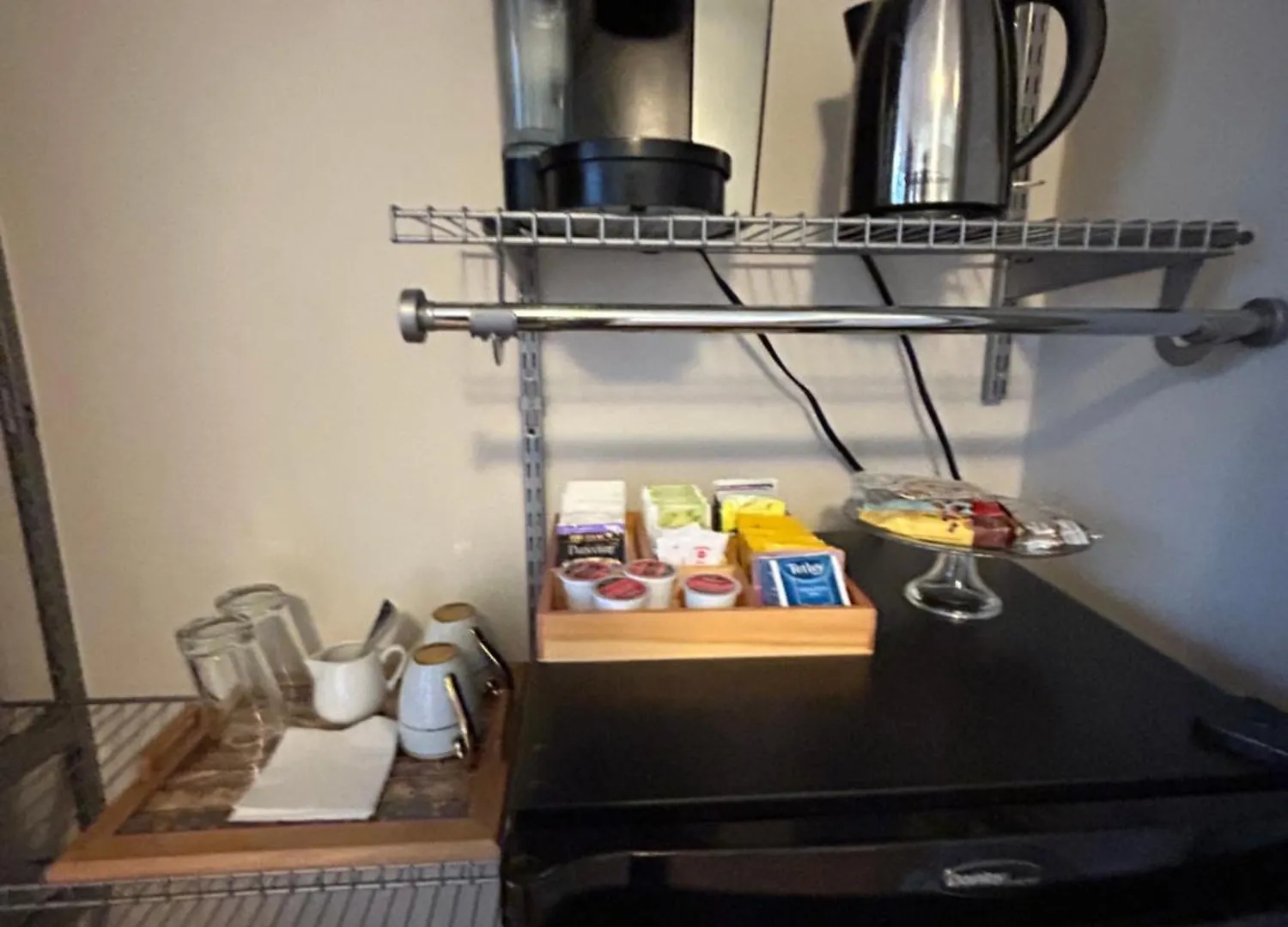 Homestay North Nanaimo Gem - Garden-View Room With Private Ensuite