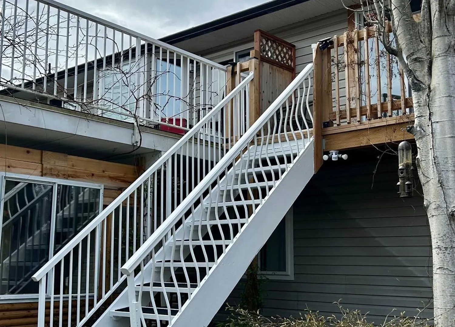 North Nanaimo Gem - Garden-View Room With Private Ensuite Homestay