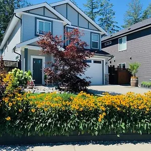 Holiday home A Cozy Family Get Away In South, Nanaimo