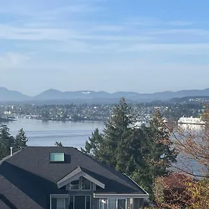 Homestay Panoramic Ocean View, Nanaimo