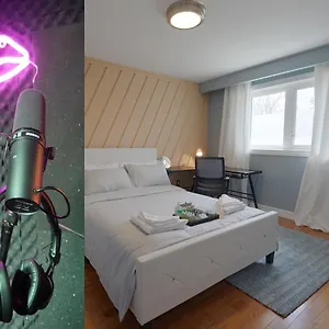 https://spacious-room-with-private-bathroom.hotelstorontoontario.org