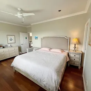 Homestay Lucky Room, A Comfortable Bedroom With Private Bathroom Close To Yvr, Richmond