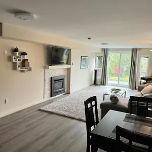 Apartment Bright Private Near Departure Bay, Nanaimo